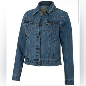 Wrangler Michigan State University Women's
Classic Denim Jacket new size medium.